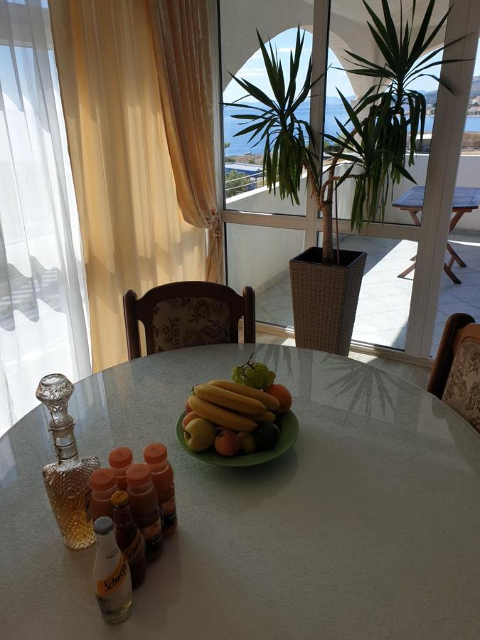 Apartmani Mlikotic Dugi Rat Exterior foto