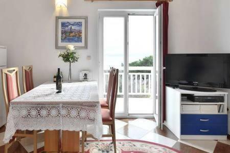 Apartmani Mlikotic Dugi Rat Exterior foto